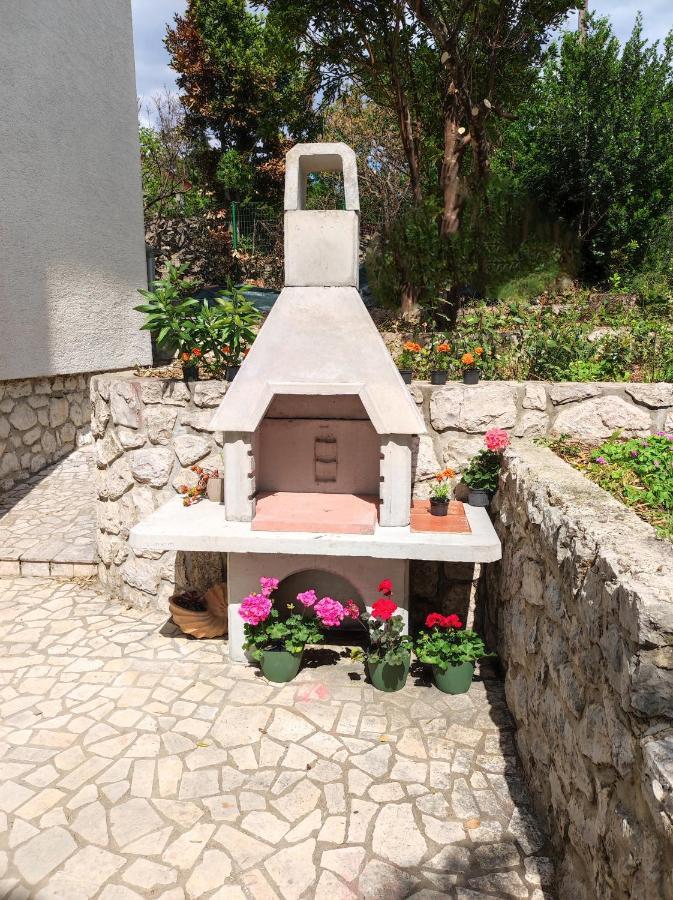 Apartmani Ketryn Crikvenica Exterior foto